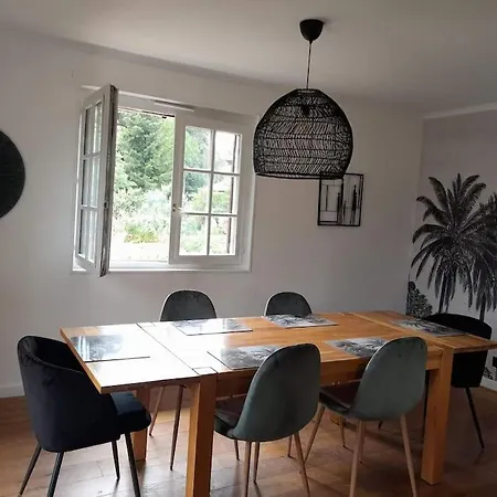 Au Calme Avec Grande Piscine Semesterbostad Villerest (Loire)