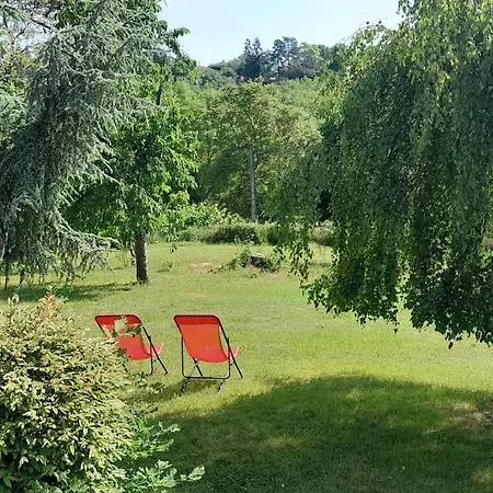 Au Calme Avec Grande Piscine